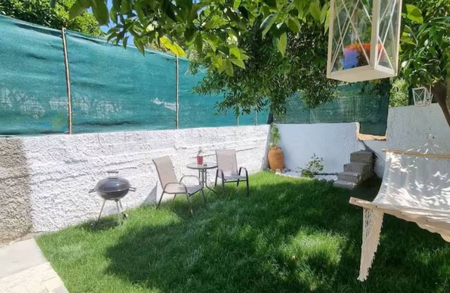 The Garden House in Paradisi