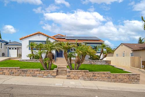 The Gathering Place - Guest Favorite with Huge Yard