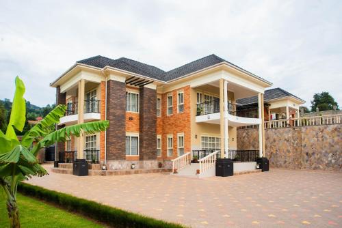 The Georges Residence