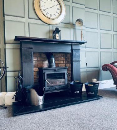 The Georgian Manor House