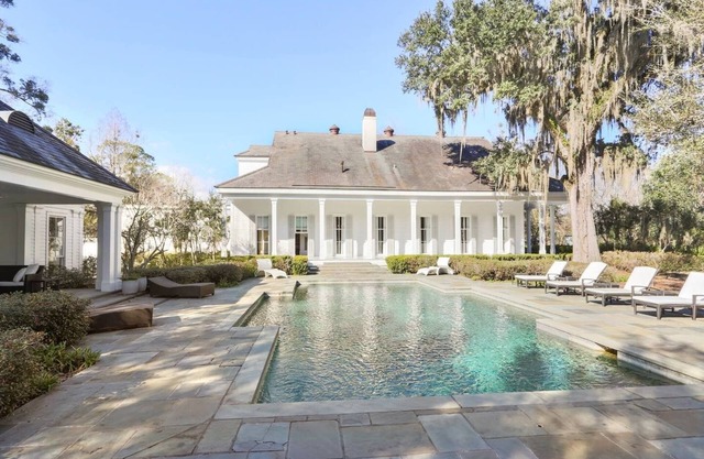 The Guest House at Charropin Beach