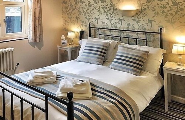 The Hand at Llanarmon