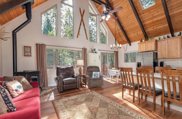 The Hatch- Lake Access