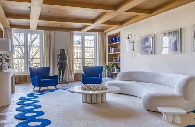 THE HEART OF PEACEFUL OASIS - 210M2 UBER CHIC MANSION - SAINT GERMAIN