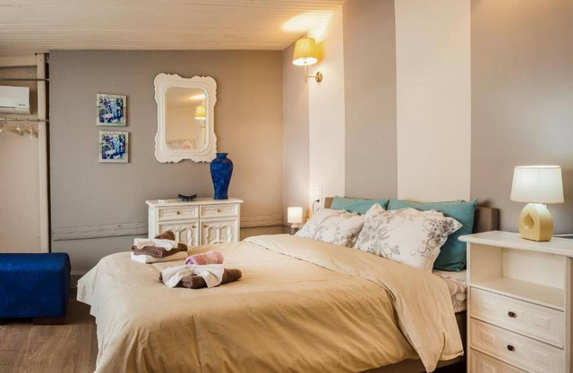 The Hidden Loft in Volos Town