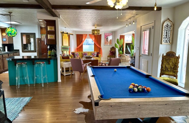 The Howdy Hideaway. A gated, mid-century, escape.