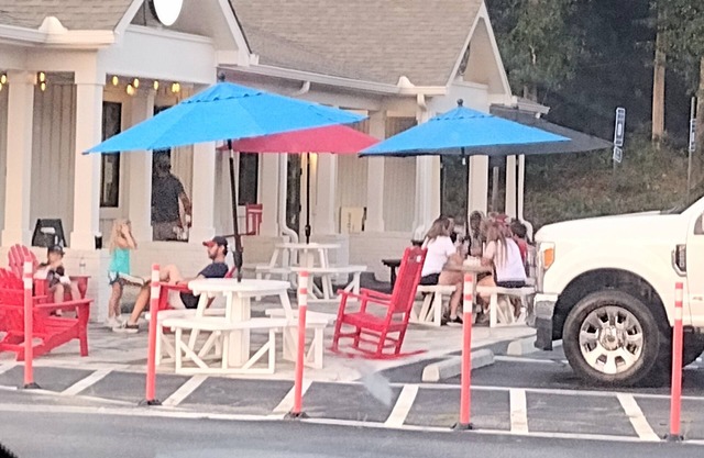 The Ice Cream Get-A-Way/Downtown Historic Newnan GA/Xbox 360 & Pool Table