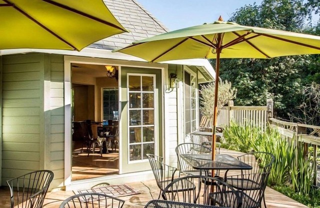 The Inn at Baechtel Creek