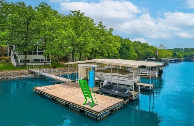 The Kelley's Lakefront Escape LOTO
