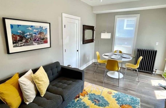 The Little Nest! Charming Brookland Parking!