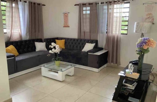 The Local Way La Vega