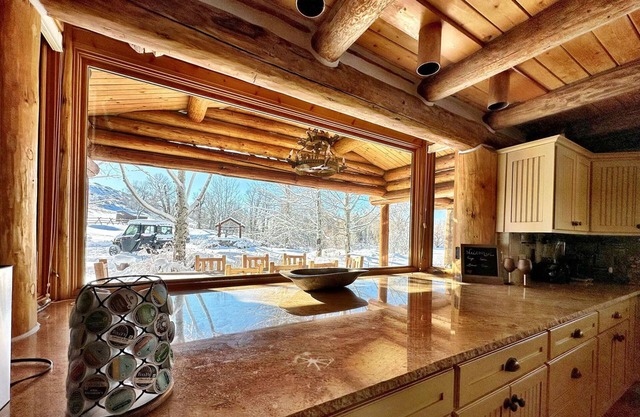 The Lodge at Oniya Ranch