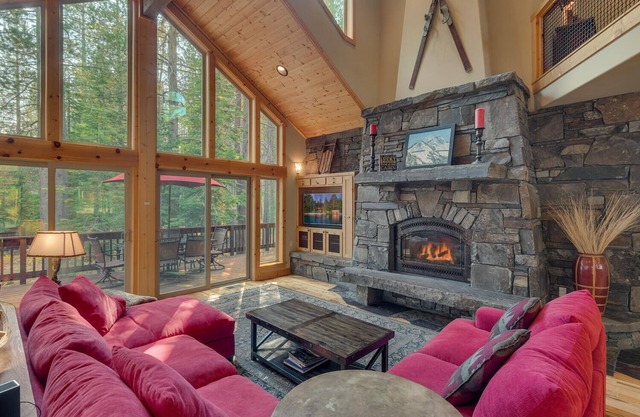 The Lodge at Swiss Lane - TLUXP