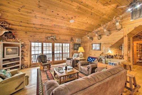 The Lodge in Powersville with Game Room and Fire Pit