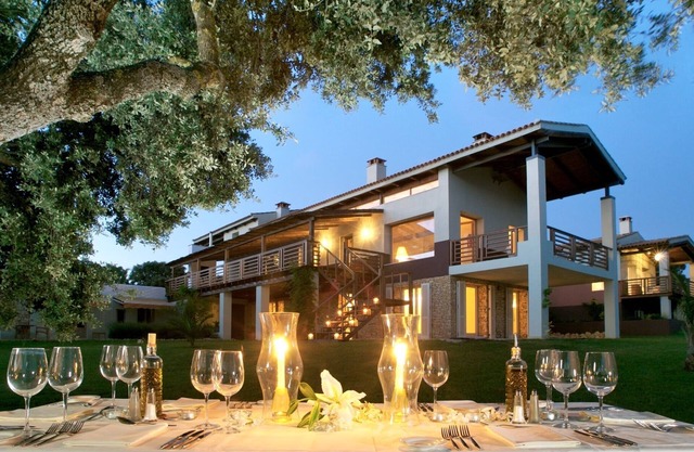 The Lodge is set in the beautiful Andalusia’s Serrania de Ronda