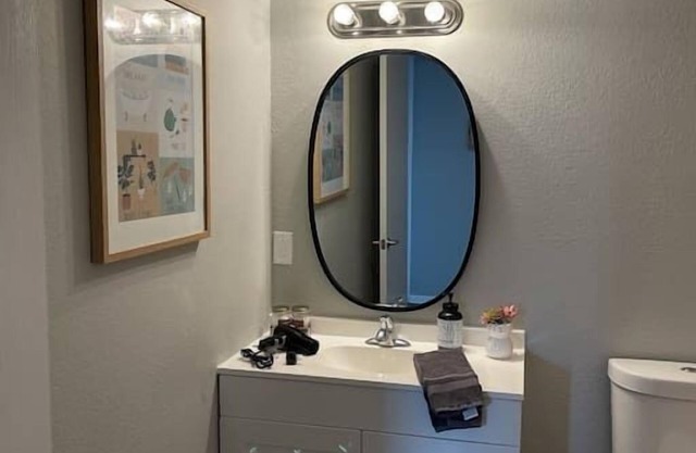 The Mary Lou - Entire 2 Bedroom Apt in Quilt Town, USA