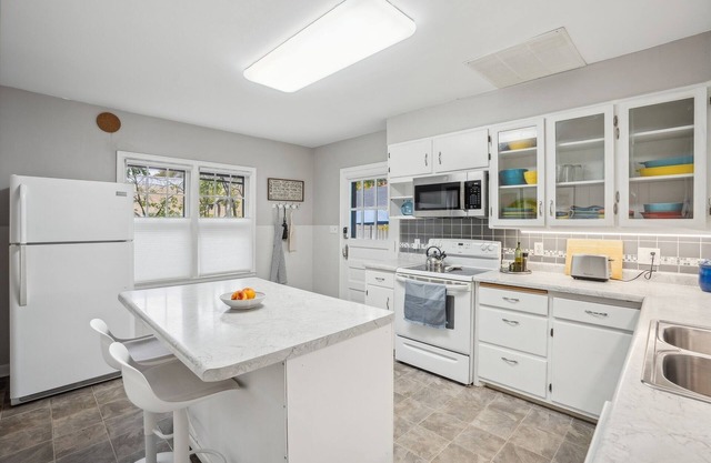 The Mckinley House 3 Bedroom Condo