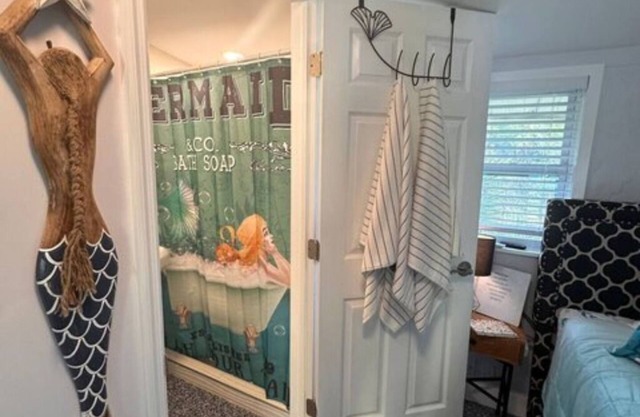 The Muddy Mermaid - Neptune's Grotto Old Florida Adventure Retreats