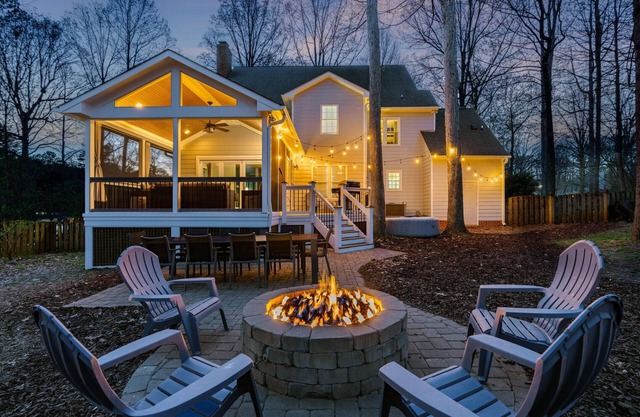 The Mulberry on Trinity Woods - 5 bedroom retreat in Cary