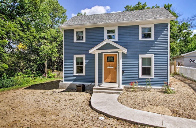 The Nook: Downtown Galena Cottage w/hot tub & fire pit!