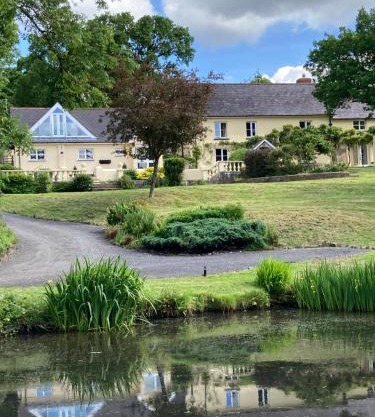 The Old Dairy With Indoor Pool In Devon