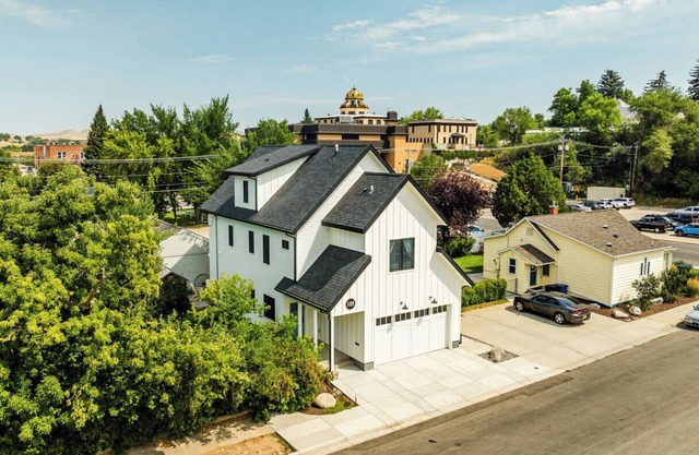 The Pearl - Luxe Gem | Fire Pit, King & Walkable