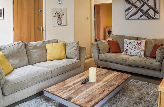 The Pool House - UK48229