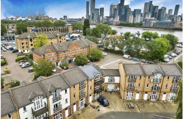 The Quayside Retreat