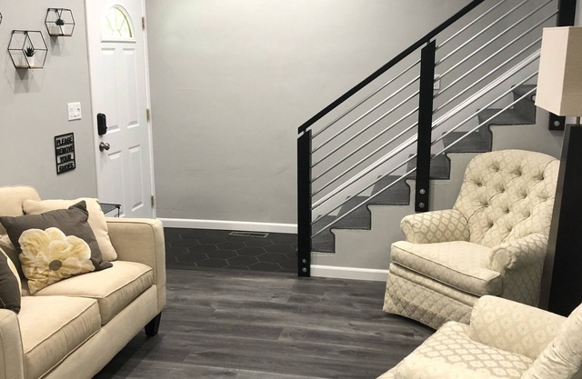 The Quincy Property (3.4 Mi to Lambeau and Resch)