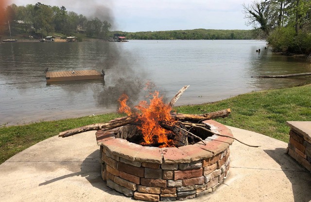 The Recovery Room, Lake House on Chickamauga Lake,Private Dock,Private Boat Ramp