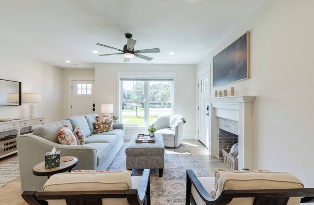 The Reedy Retreat- Modern 2BR/2BA Gem | Renovated | Walkable | Near Downtown & Swamp Rabbit Trail