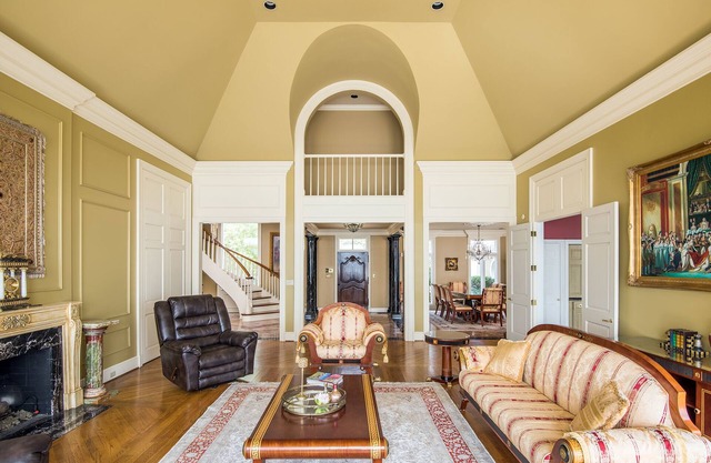 The Retreat with Wilson Dam view & Water Aces