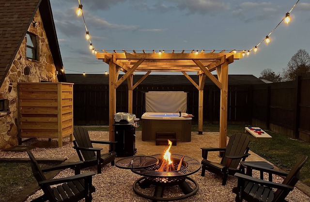 The Rock A-Frame - Modern, Private Patio, Location