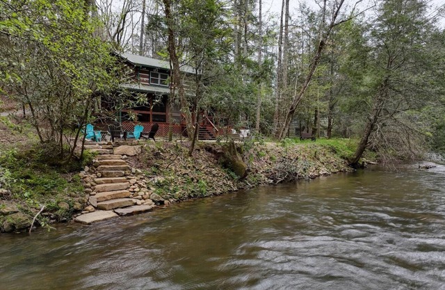 The Roost - On The Toccoa River