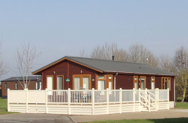 The Ryedale - luxury lodge with hot tub