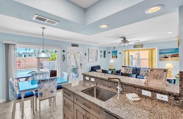 The S 2a 1 Bedroom Villa by RedAwning