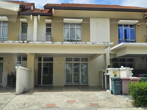 The School Homestay