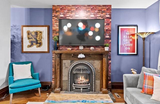 The SCOTTISH in Capitol Hill Patio Garage Beautiful Backyard