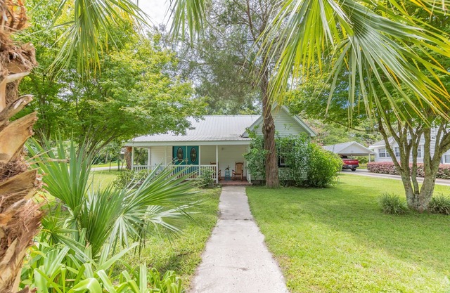The Second-to-None Cracker Shack in Downtown Trenton