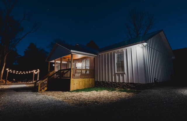 The Section House - a mountain retreat with incredible views near Chattanooga!