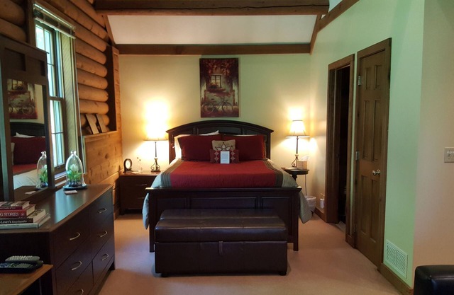 The Serenity Suite is a private cabin suite at Heartland Country Resort & Lodge