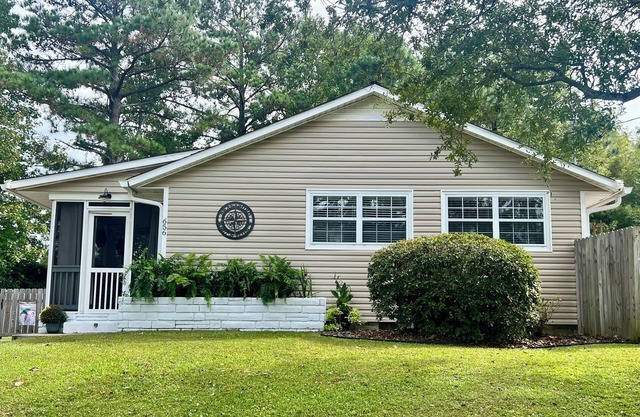 The Shore House, with private boat access in neighborhood