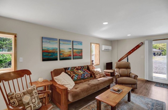 The Snug - Raystown Lake: Near 7 Points Marina Location & Allegrippis Trails