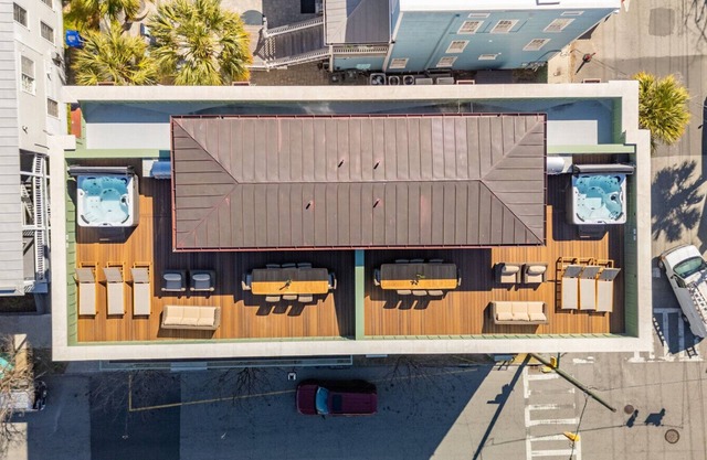 The Soiree by Charleston Vacays-New Build by King