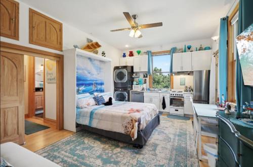 The Starlight Tower Ocean Breeze Suite apartment hotel