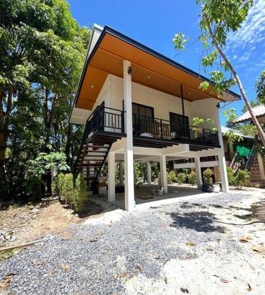 The Summer Cozy Cottage