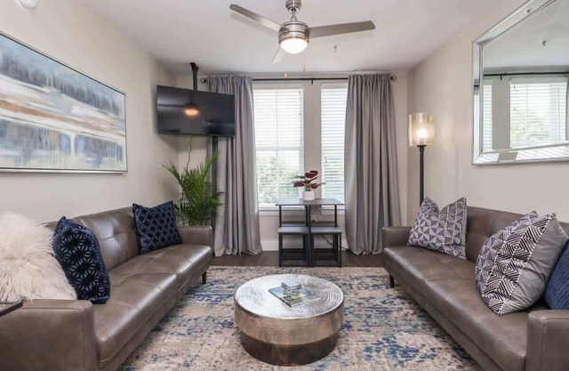 The Texan at 514 by Apex Short Term Stays