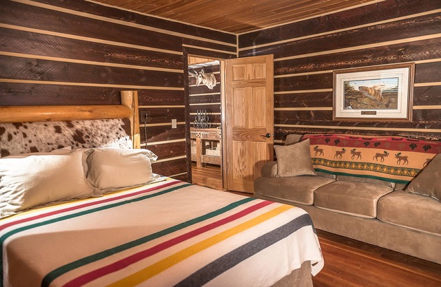 The Trapper Creek Guest House - Shell, Wy, at the foot of Big Horn Mountains.