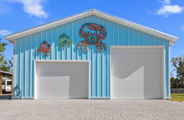 The Twisted Fiddler -brand new home- sleeps 14 with optional boat slips