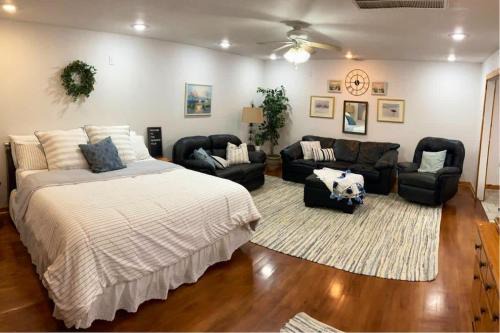 The Varnadoe Villa- Farm Stay